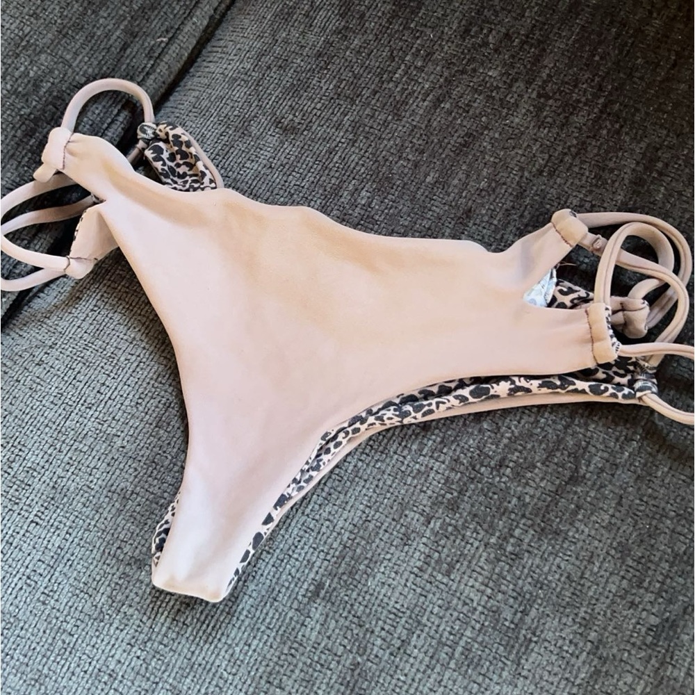 ACACIA bottoms